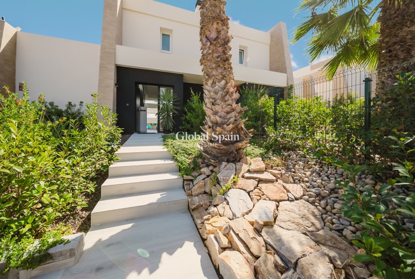 Venta - Villa -
Algorfa - La Finca Golf