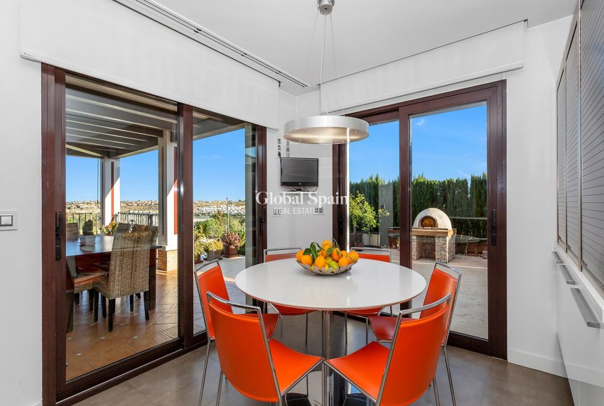 Venta - Villa -
Algorfa - La Finca Golf