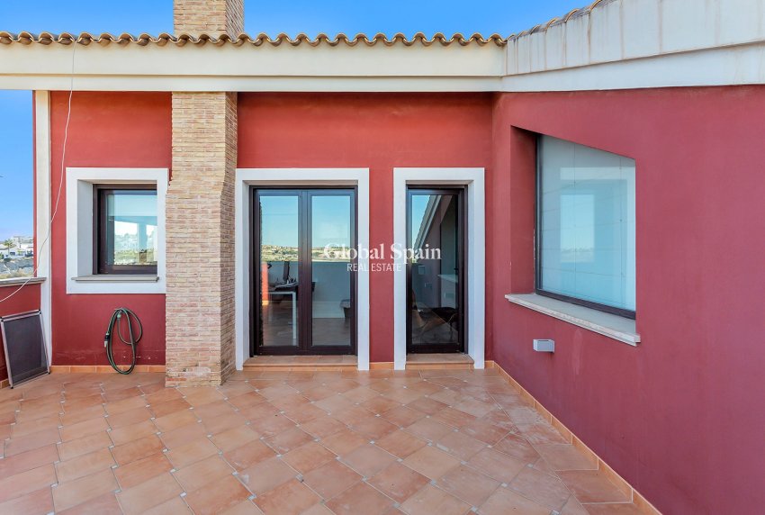 Venta - Villa -
Algorfa - La Finca Golf