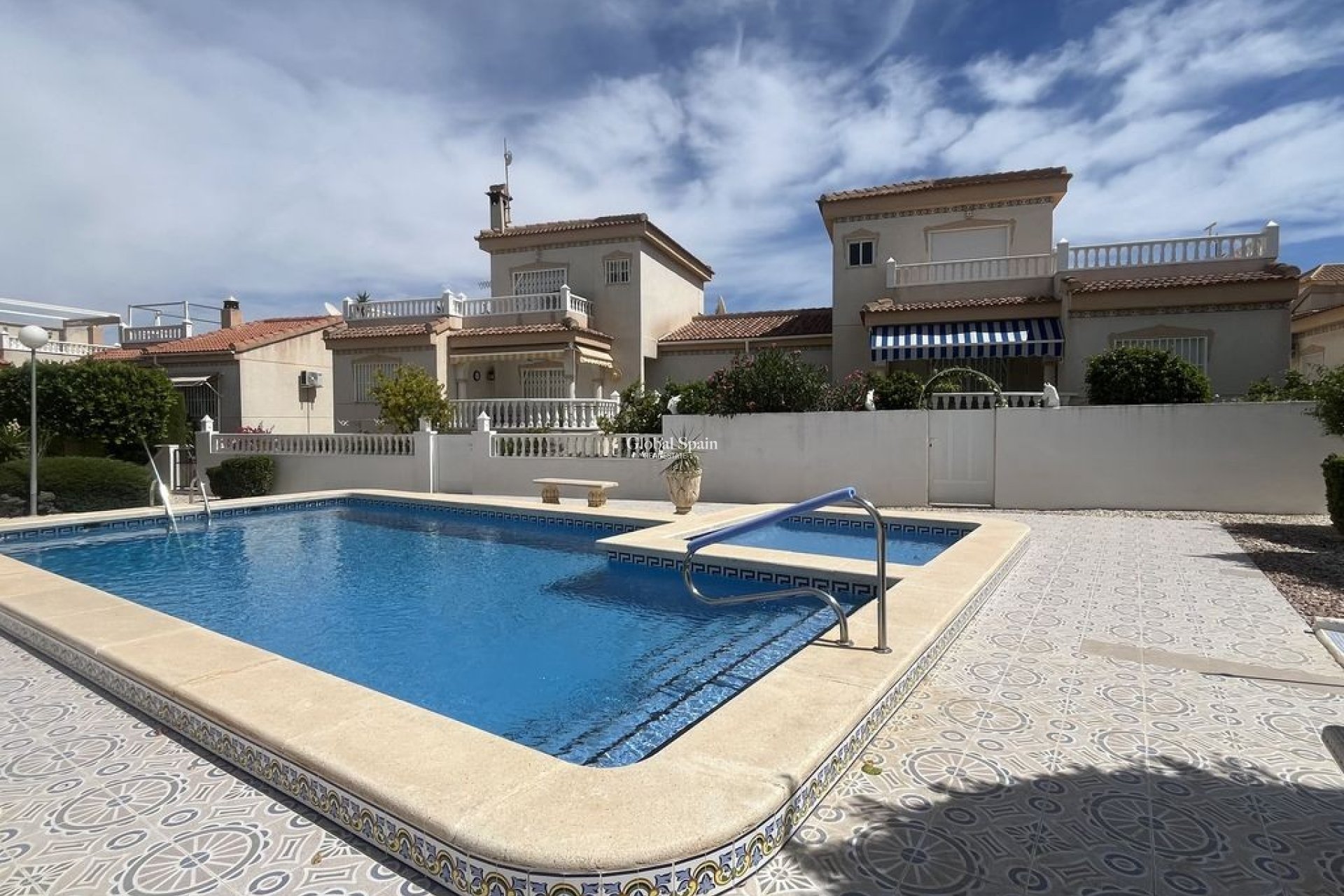 Venta - Villa -
ALGORFA - Montemar