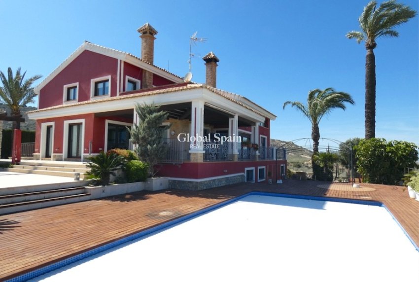 Venta - VILLA -
ALGORFA