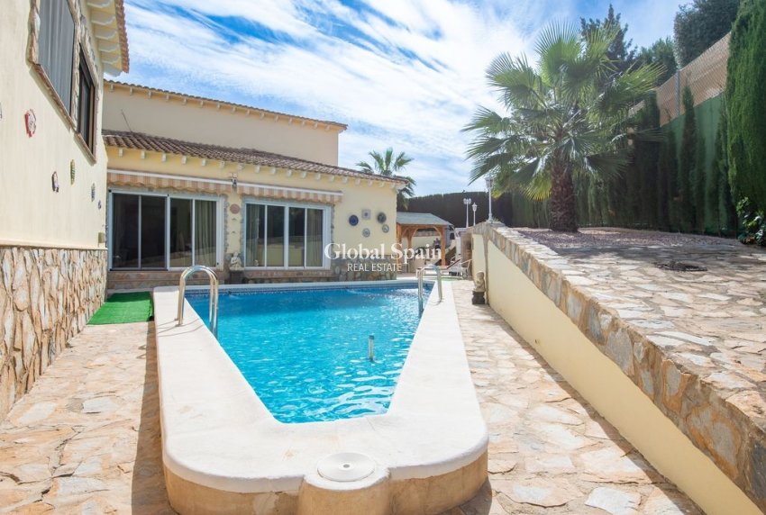 Venta - Villa -
ALGORFA