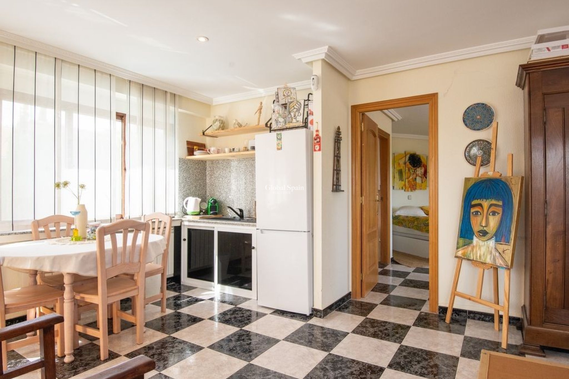 Venta - Villa -
ALGORFA