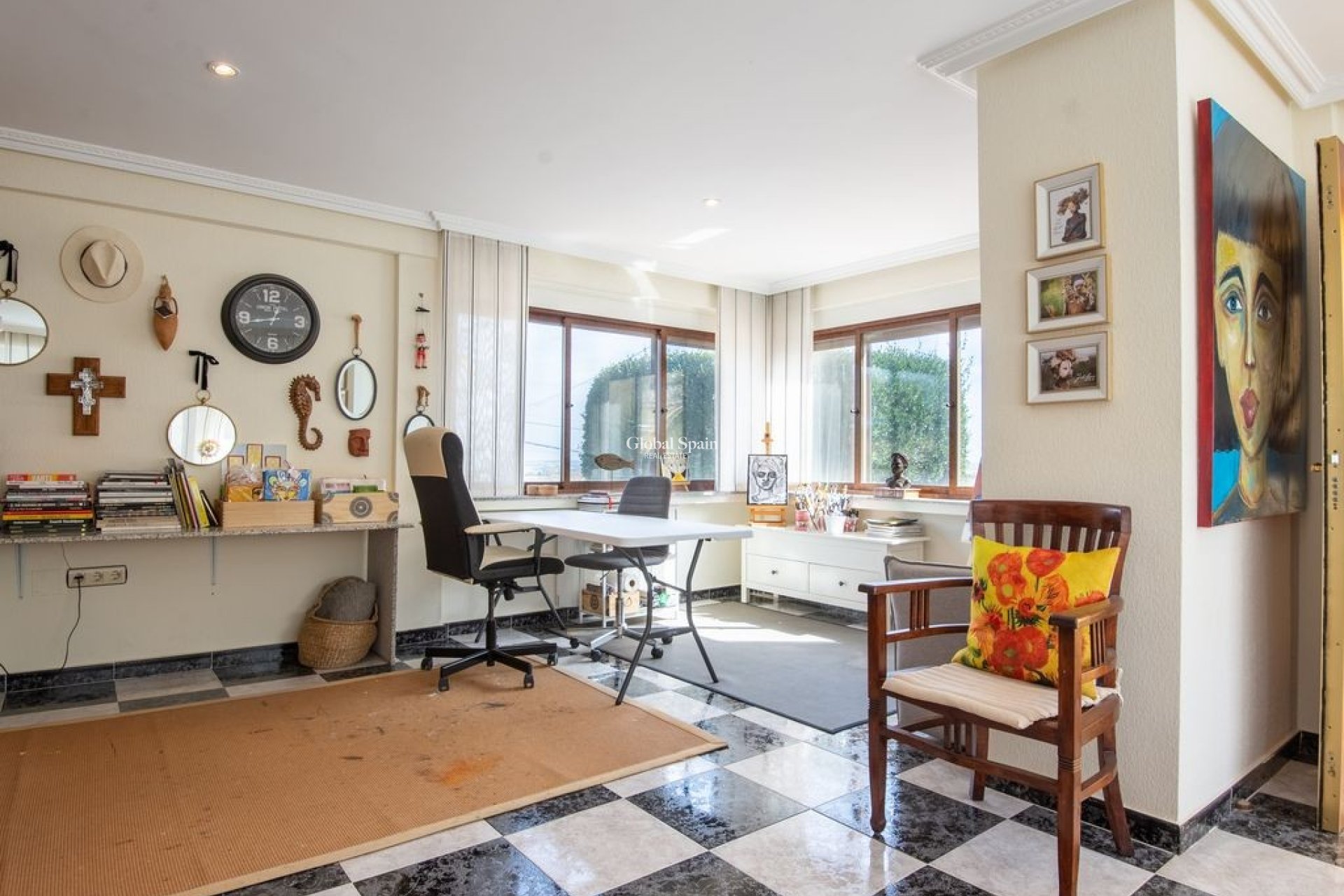 Venta - Villa -
ALGORFA