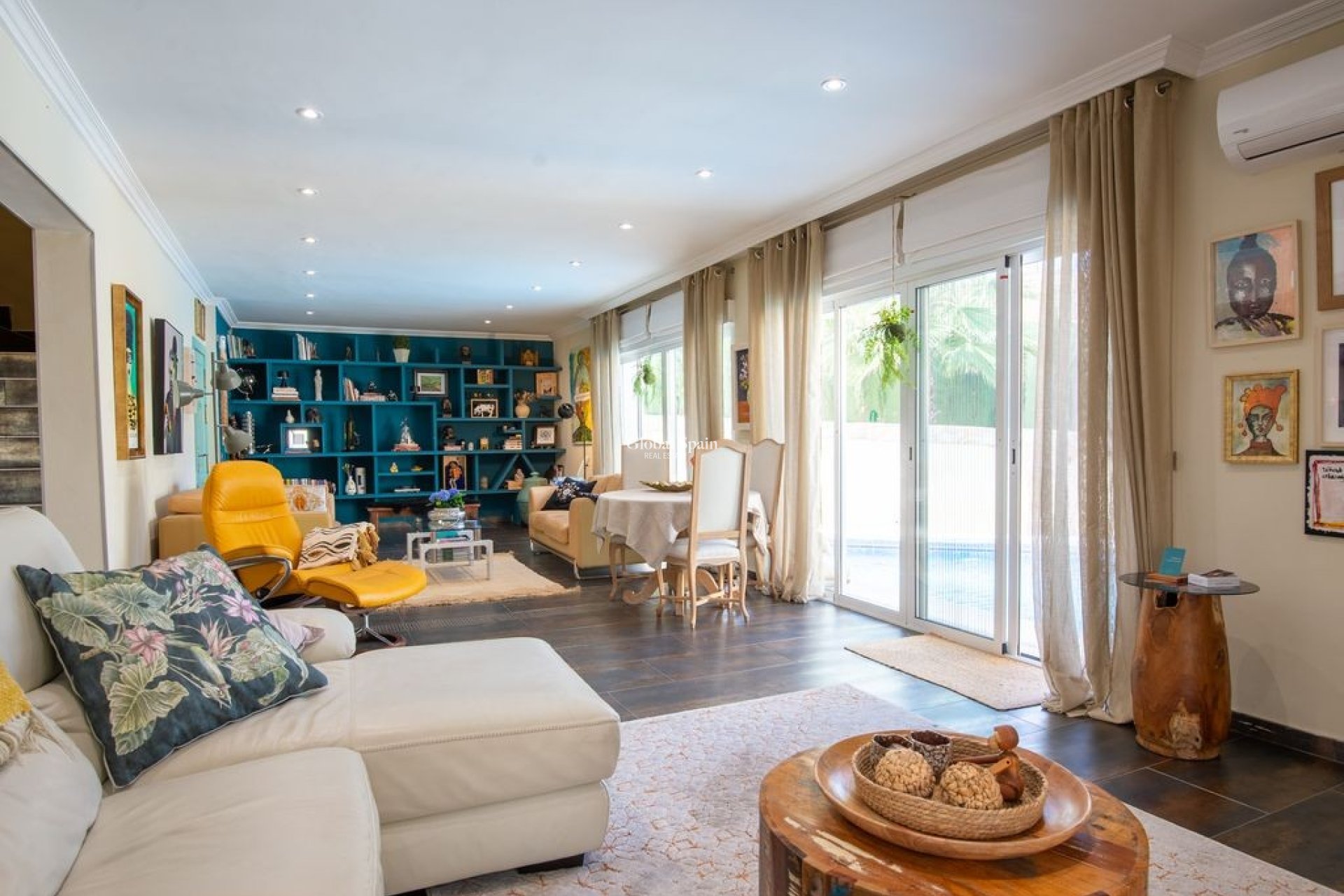 Venta - Villa -
ALGORFA