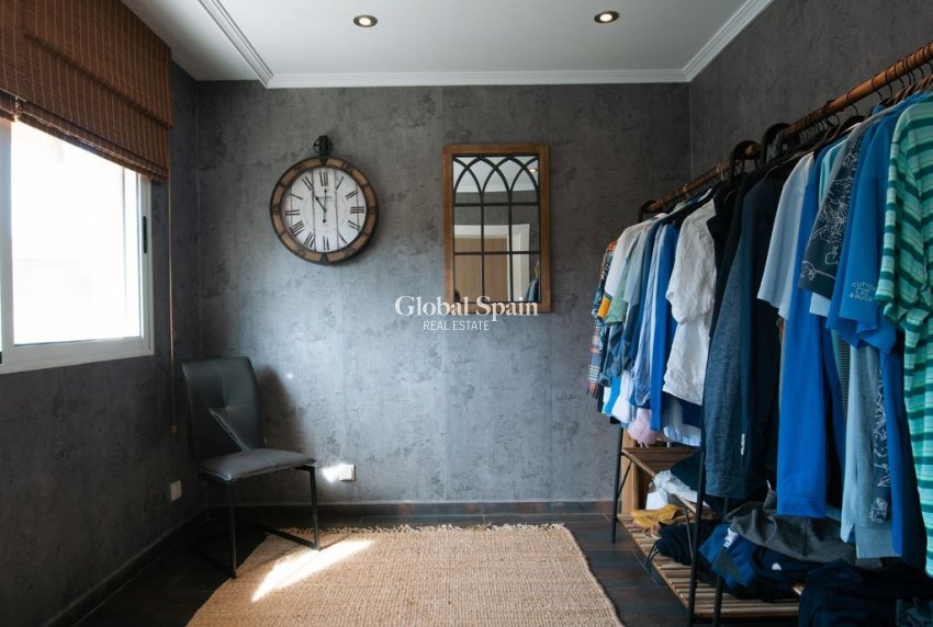 Venta - Villa -
ALGORFA