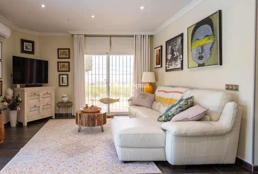 Venta - Villa -
ALGORFA