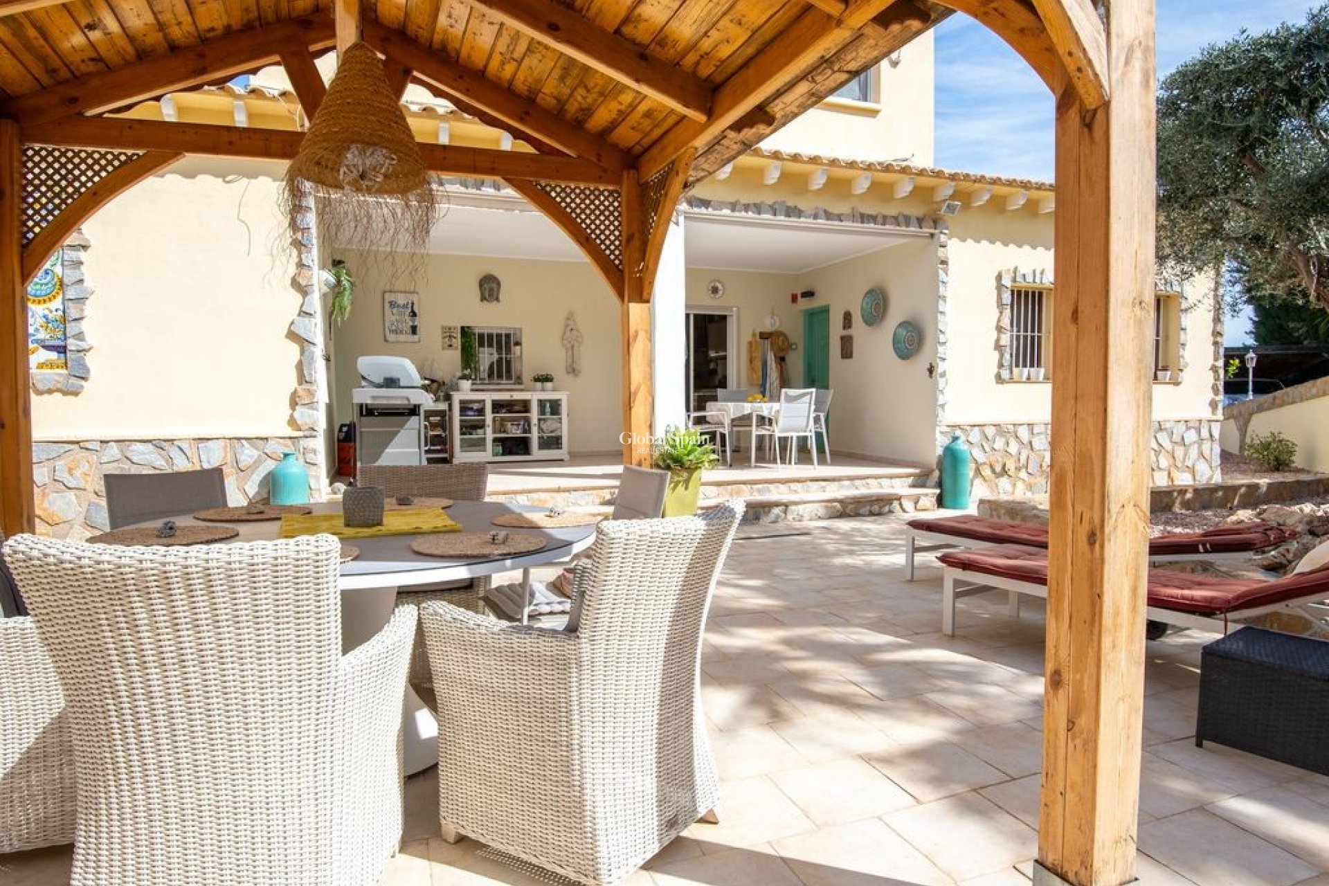 Venta - Villa -
ALGORFA