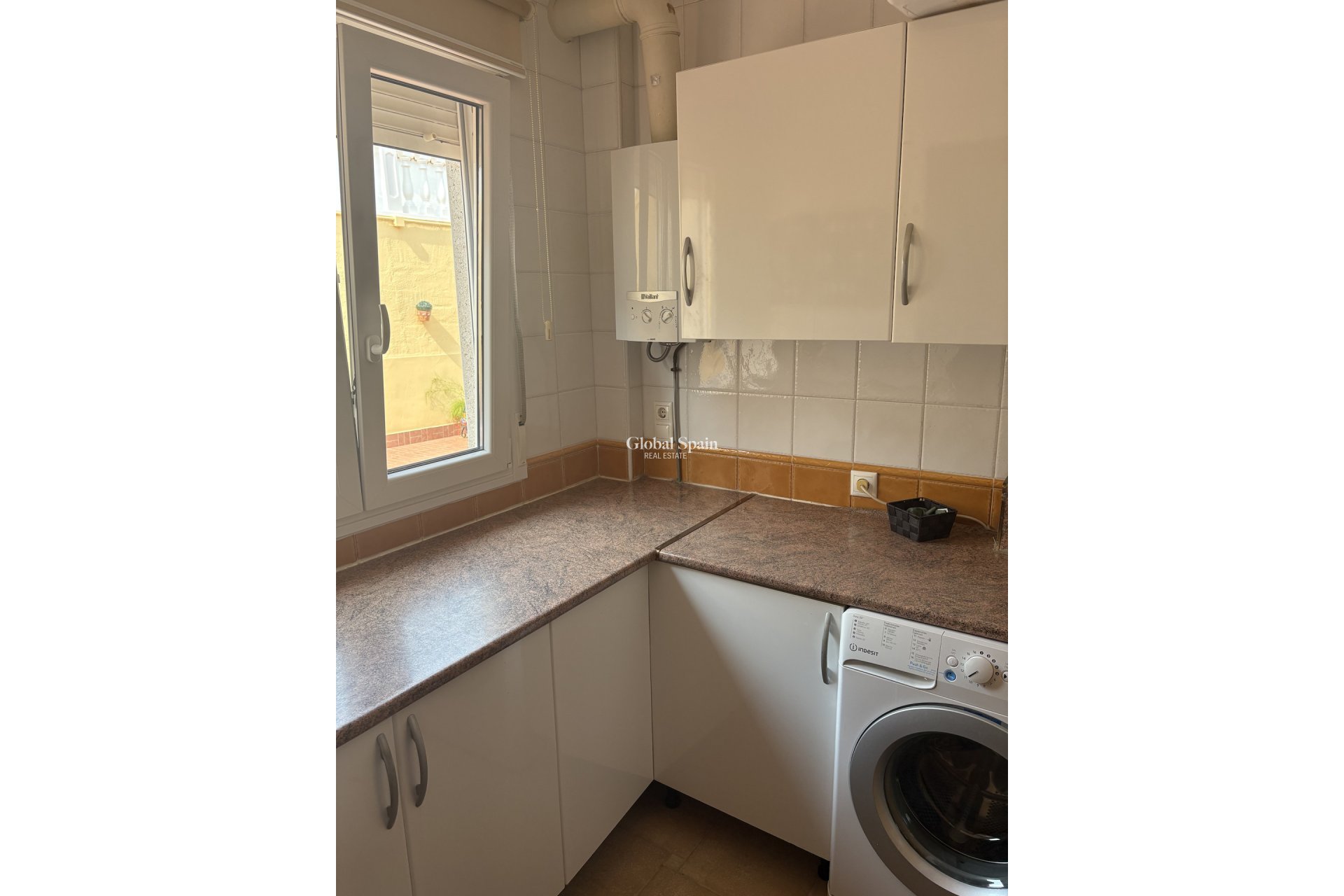 Venta - Villa -
ALGORFA