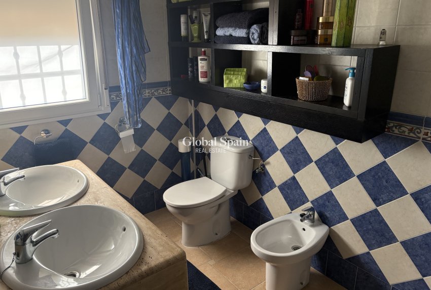 Venta - Villa -
ALGORFA