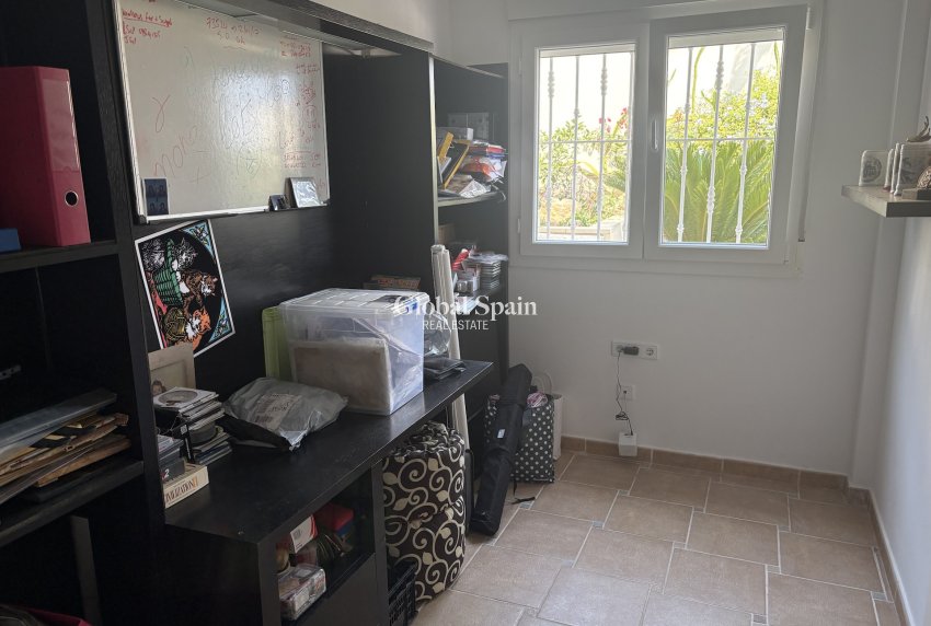 Venta - Villa -
ALGORFA