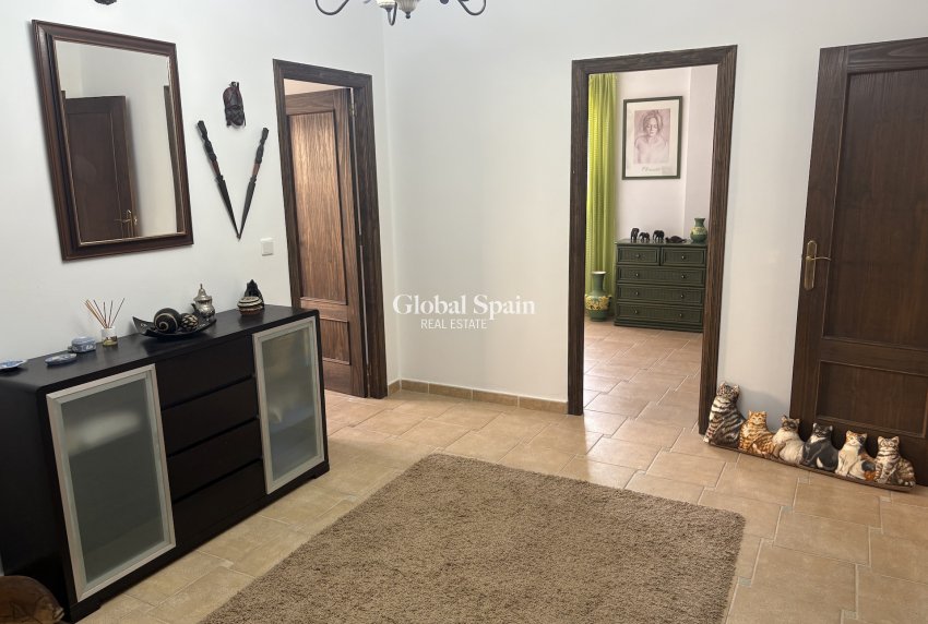 Venta - Villa -
ALGORFA