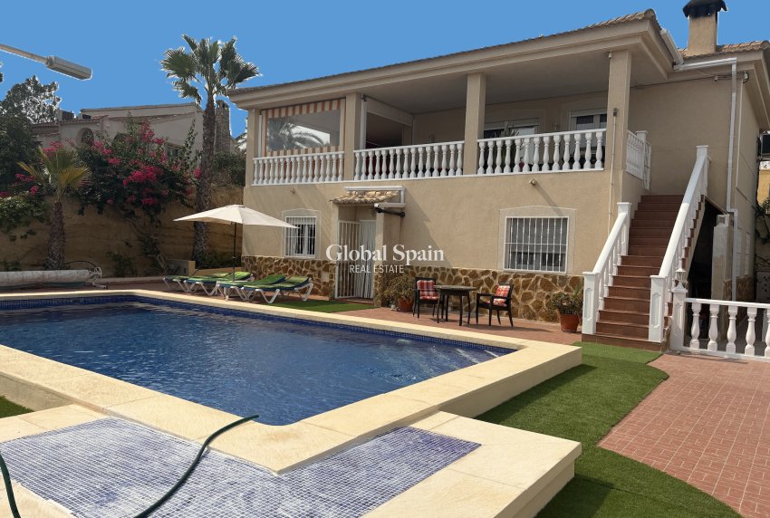 Venta - Villa -
ALGORFA