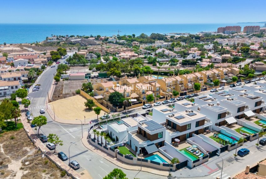 Venta - Villa -
ALICANTE - El Campello