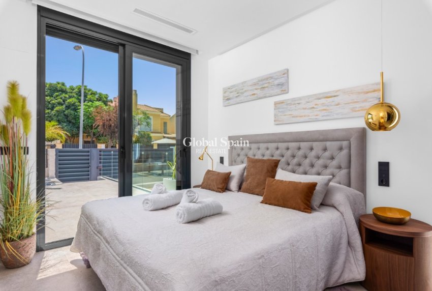 Venta - Villa -
ALICANTE - El Campello