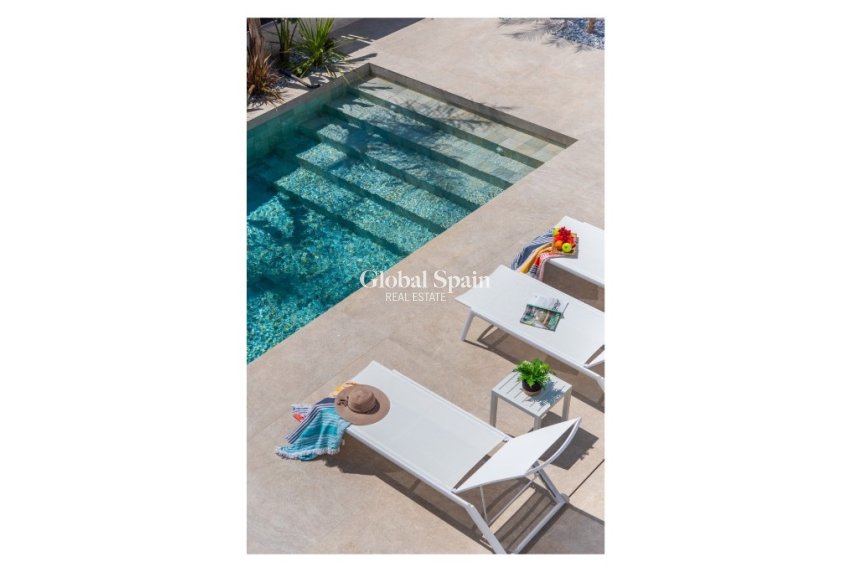 Venta - Villa -
ALICANTE - El Campello