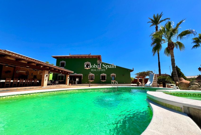 Venta - VILLA -
ALMORADÍ - Comunidad Valenciana