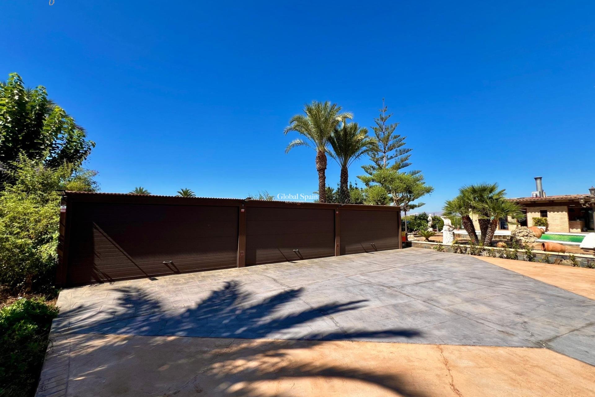 Venta - VILLA -
ALMORADÍ - Comunidad Valenciana