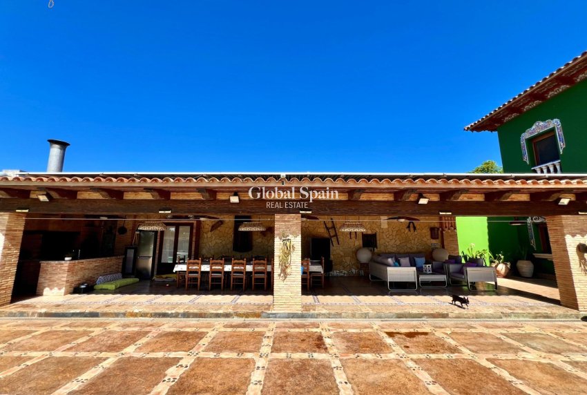 Venta - VILLA -
ALMORADÍ - Comunidad Valenciana