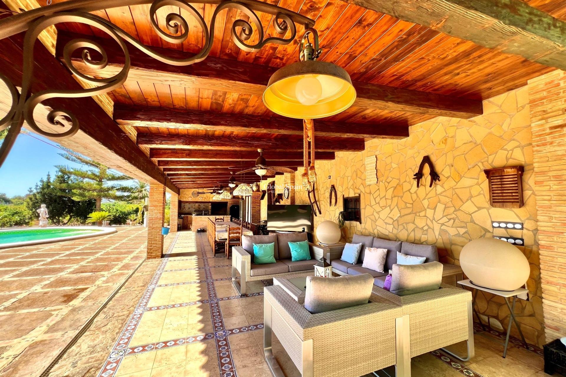 Venta - VILLA -
ALMORADÍ - Comunidad Valenciana