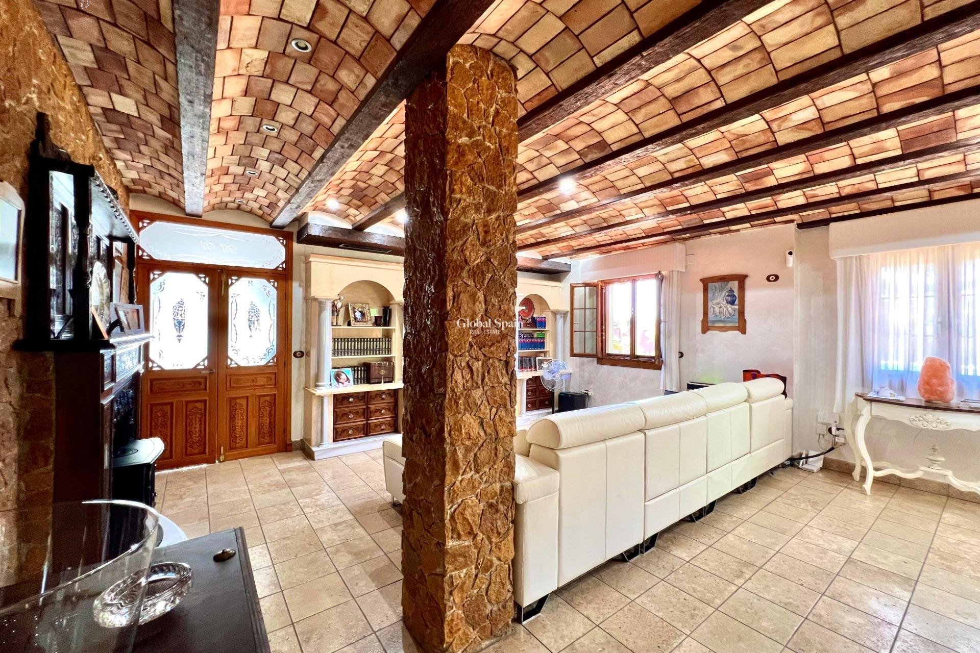 Venta - VILLA -
ALMORADÍ - Comunidad Valenciana