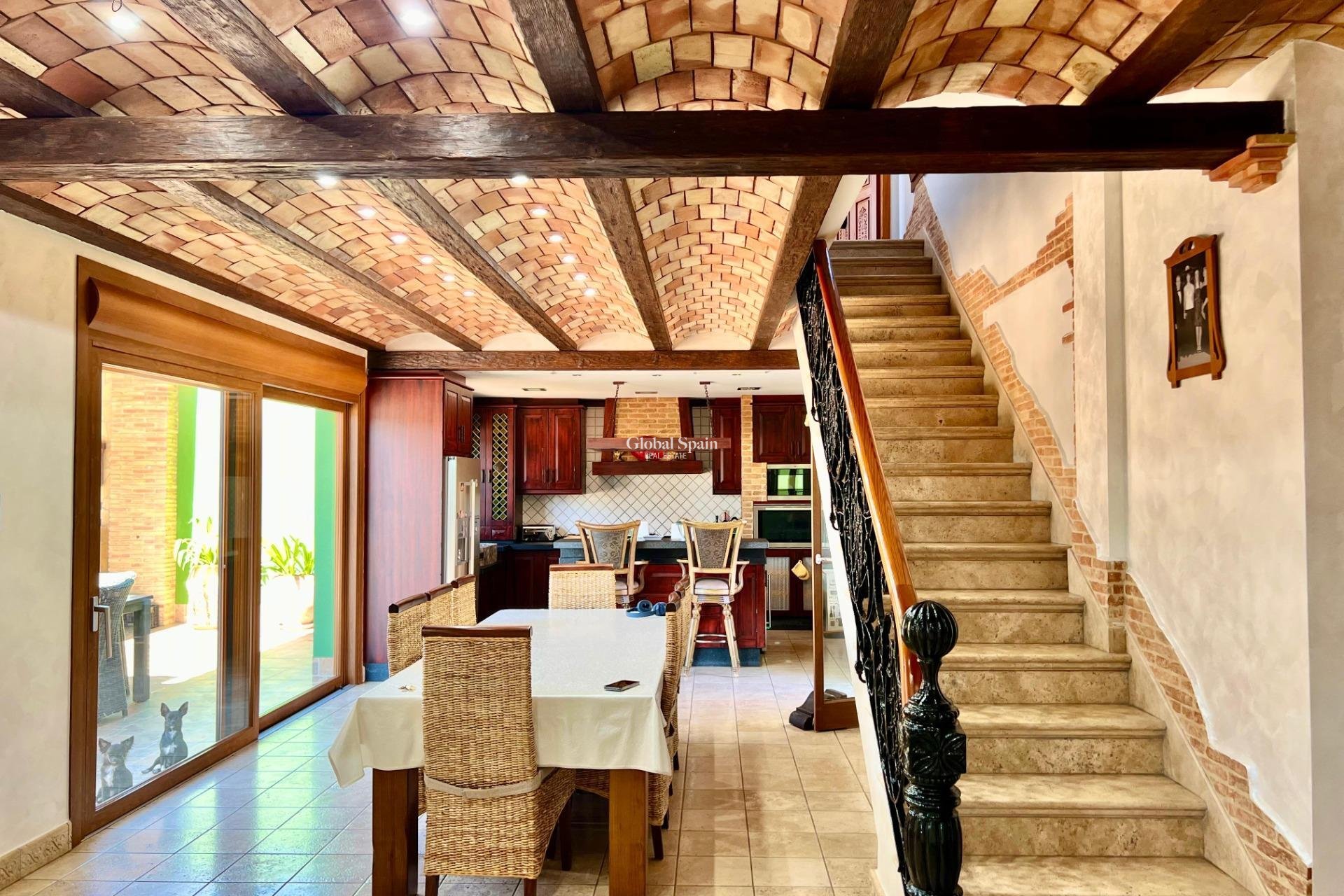 Venta - VILLA -
ALMORADÍ - Comunidad Valenciana
