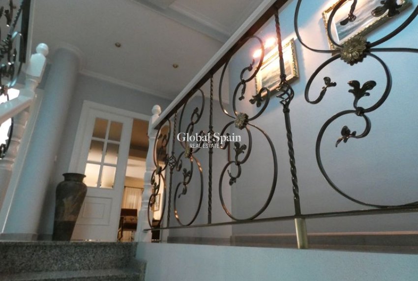 Venta - VILLA -
ALMORADÍ - Inland