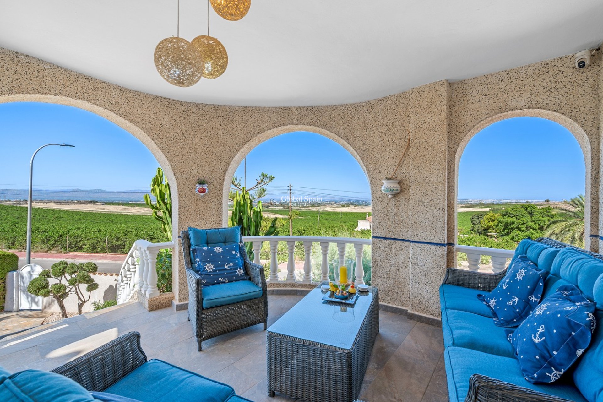 Venta - VILLA -
ALMORADÍ - Inland