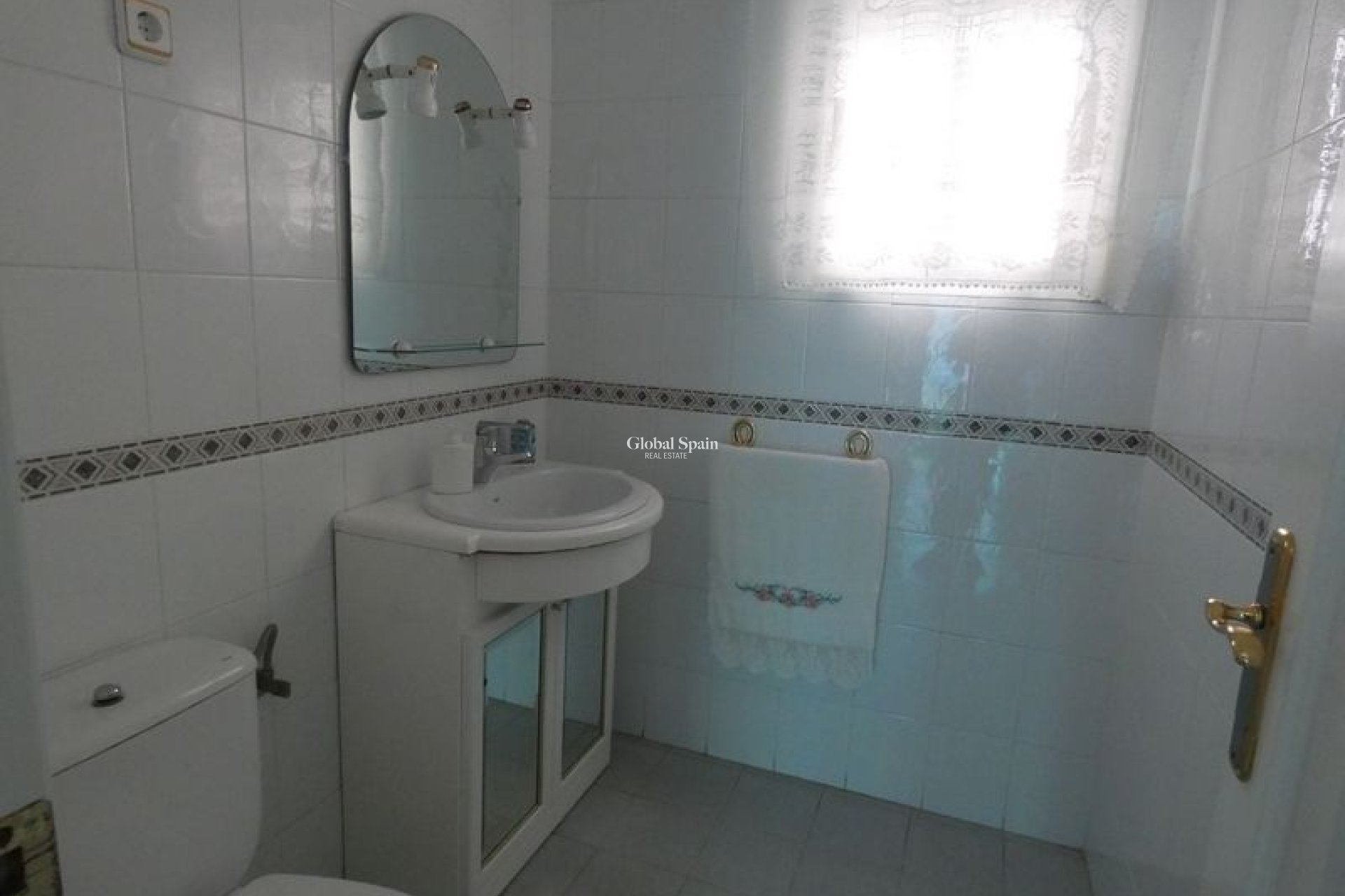 Venta - VILLA -
ALMORADÍ - Inland