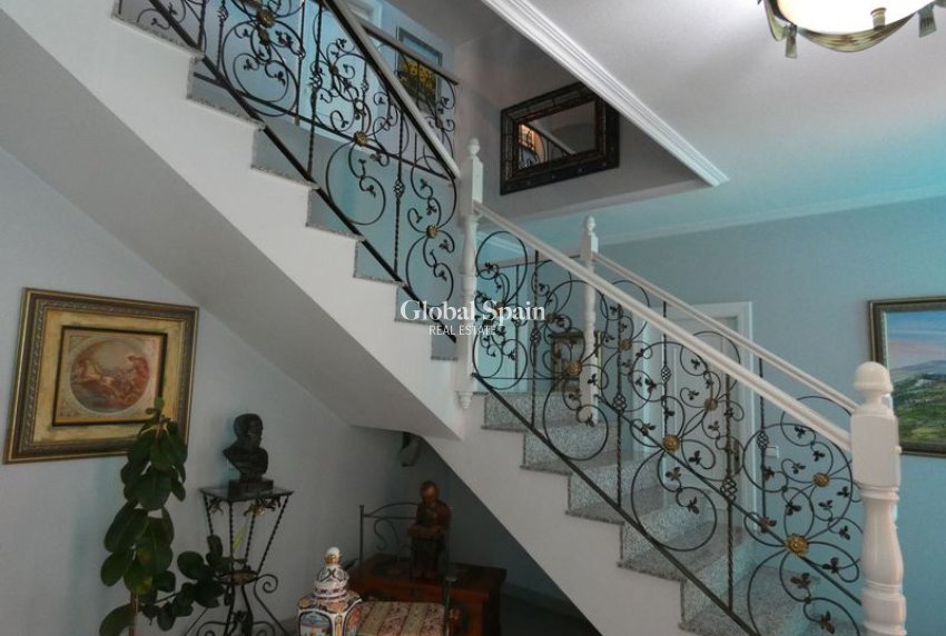 Venta - VILLA -
ALMORADÍ - Inland