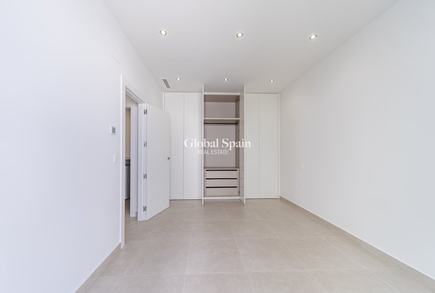 Venta - Villa -
Almoradi - Las Heredades