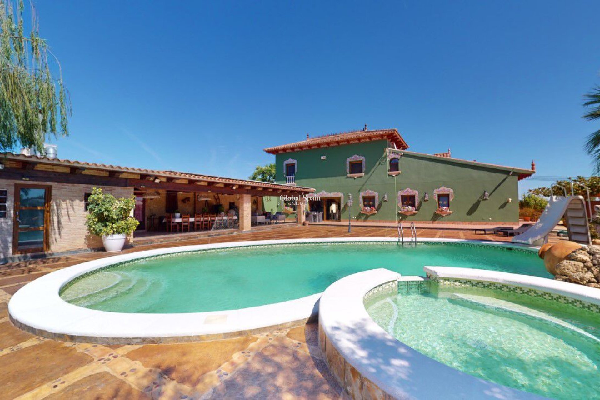 Venta - VILLA -
ALMORADÍ