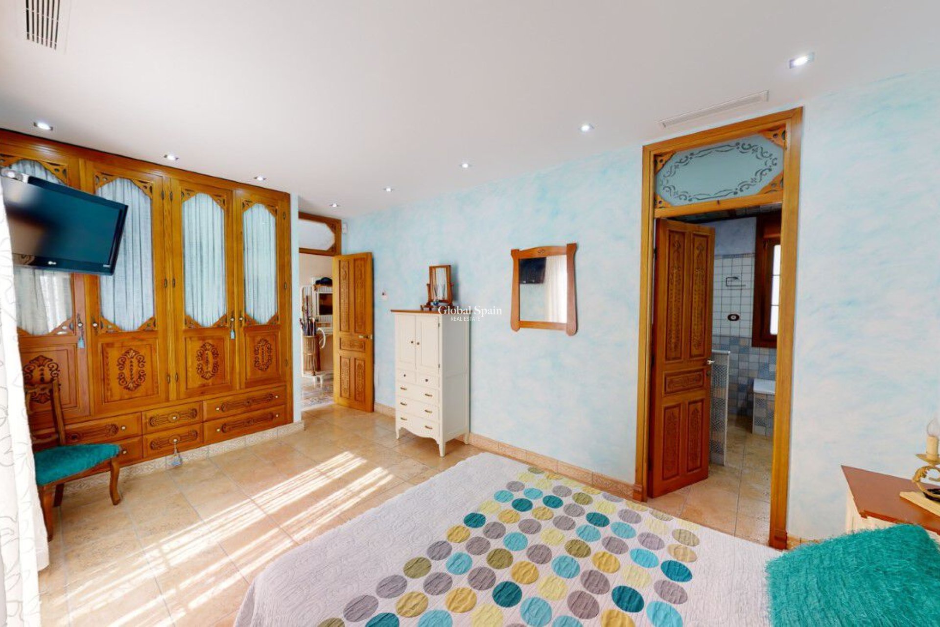 Venta - Villa -
ALMORADÍ