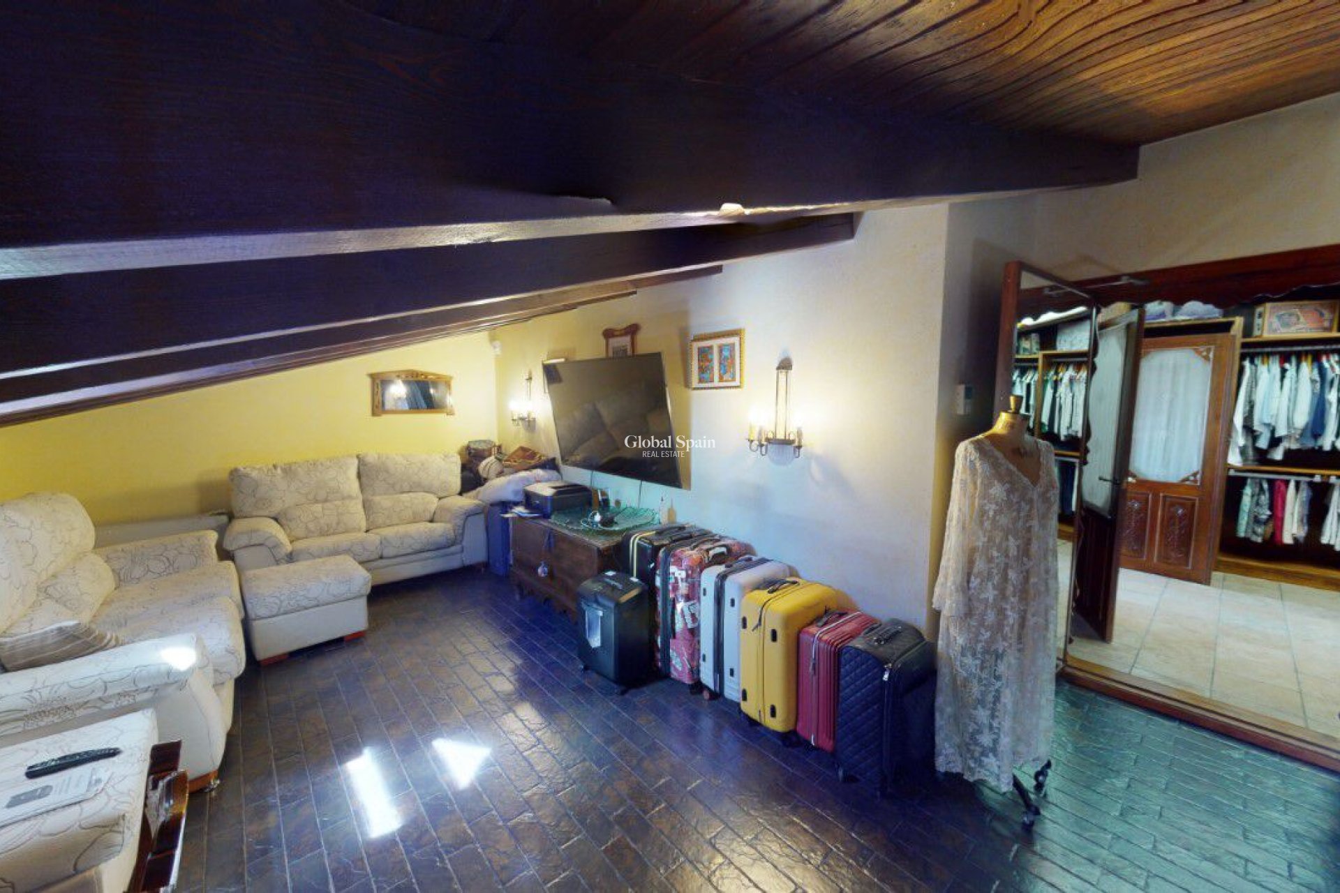 Venta - Villa -
ALMORADÍ