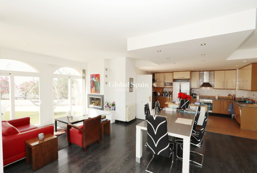 Venta - VILLA -
ALTEA - Costa Blanca