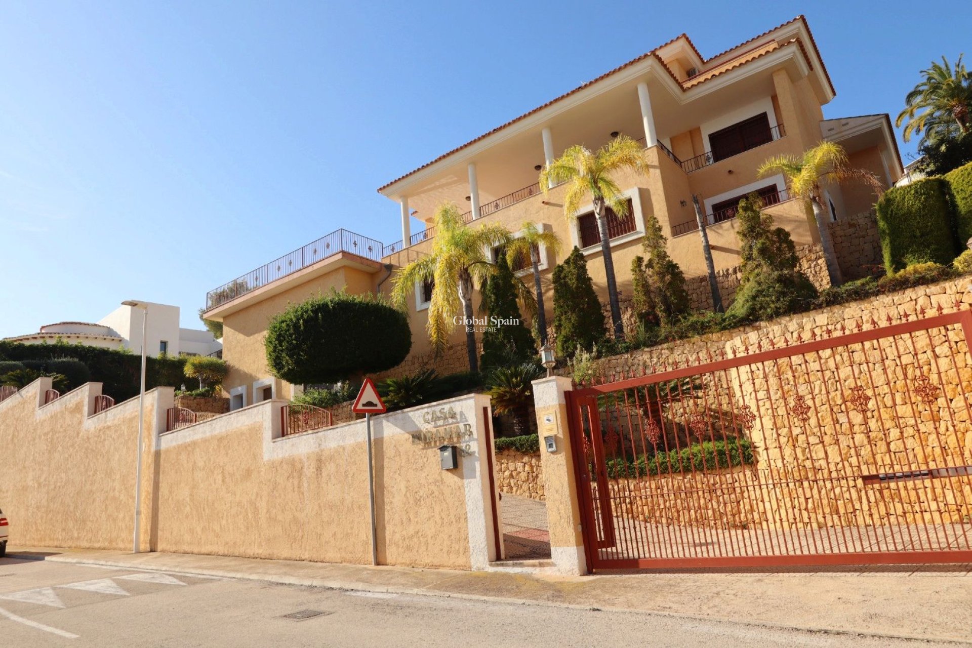 Venta - VILLA -
ALTEA - Costa Blanca