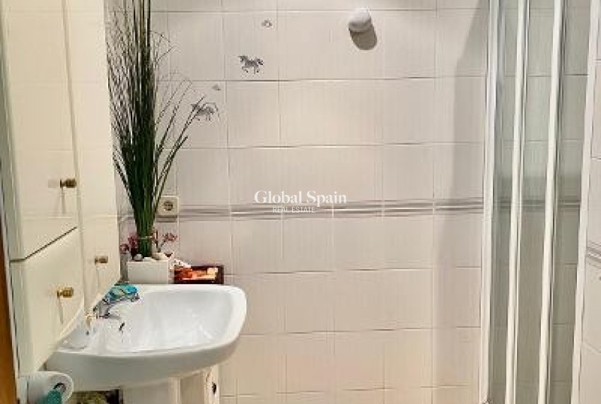 Venta - VILLA -
ALTEA - Marina Baja