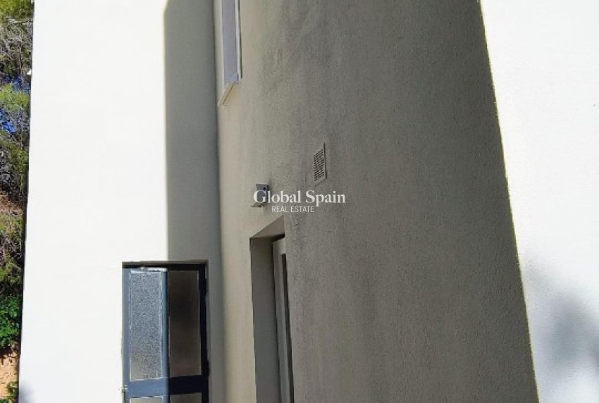 Venta - VILLA -
ALTEA - Marina Baja