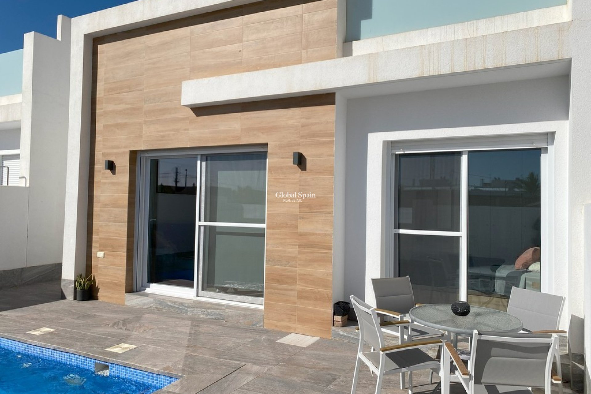 Venta - VILLA -
AVILESES - Inland