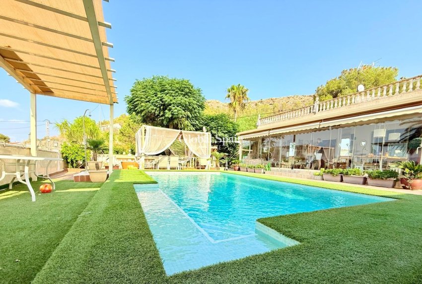 Venta - VILLA -
BENFERRI - Benferri