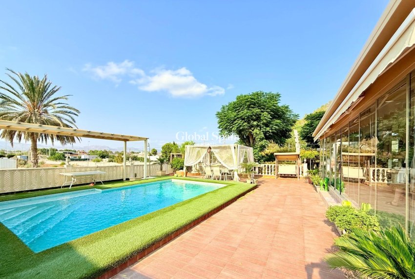 Venta - VILLA -
BENFERRI - Benferri