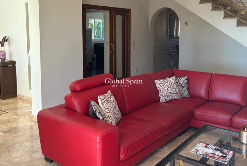 Venta - VILLA -
BENIDORM - Levante