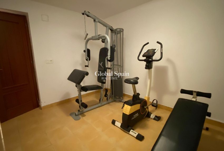 Venta - VILLA -
BENIDORM - Levante