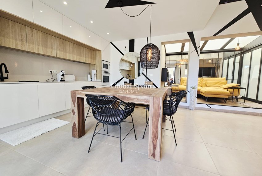 Venta - VILLA -
BENIJÓFAR - Benimar