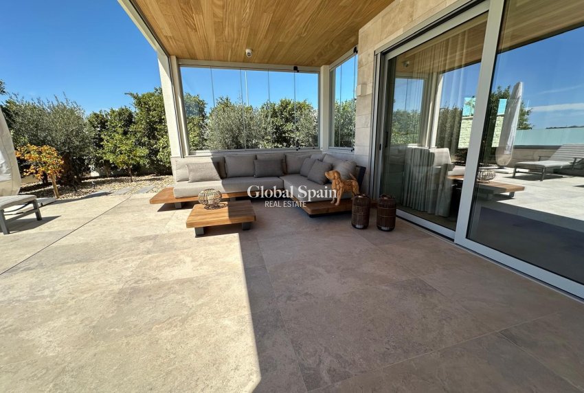 Venta - VILLA -
BENIJÓFAR - Costa Blanca