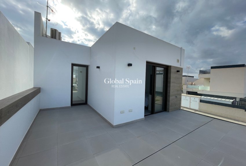 Venta - VILLA -
BENIJÓFAR - Costa Blanca