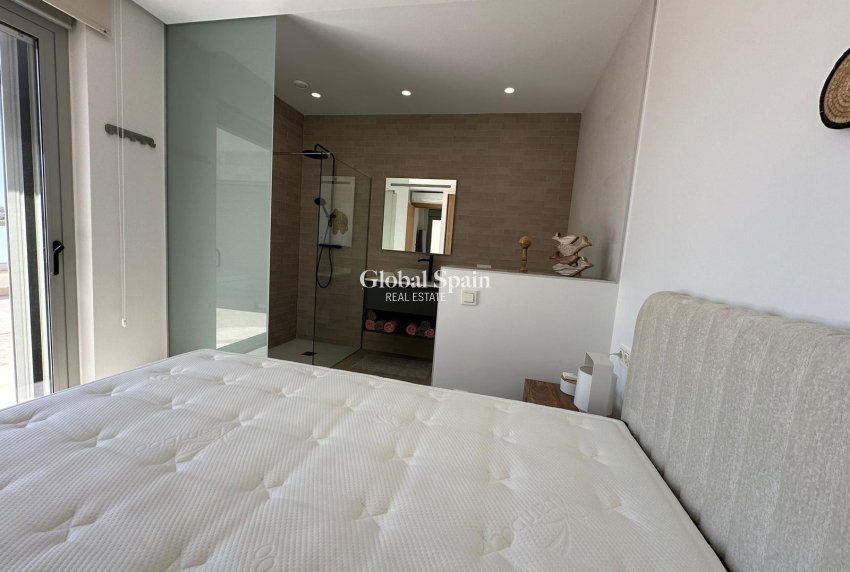 Venta - VILLA -
BENIJÓFAR - Costa Blanca