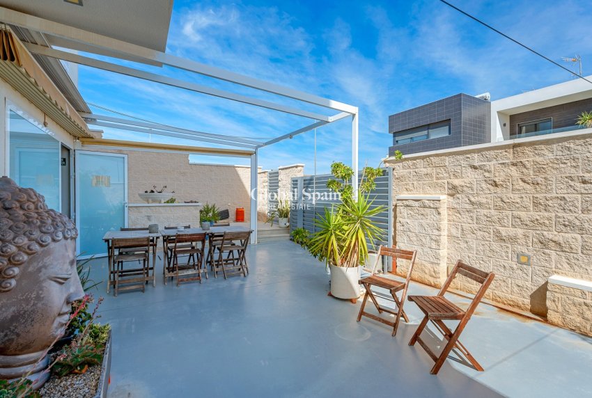 Venta - VILLA -
BENIJÓFAR - Costa Blanca