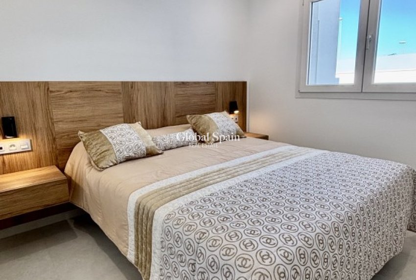 Venta - VILLA -
BENIJÓFAR - Costa Blanca