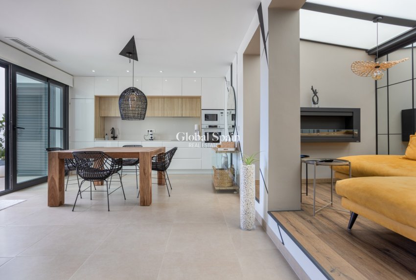 Venta - VILLA -
BENIJÓFAR - Costa Blanca